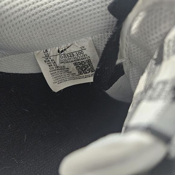 NIKE AIR FORCE Men Sz 10 Black Trim White - Picture 7 of 7